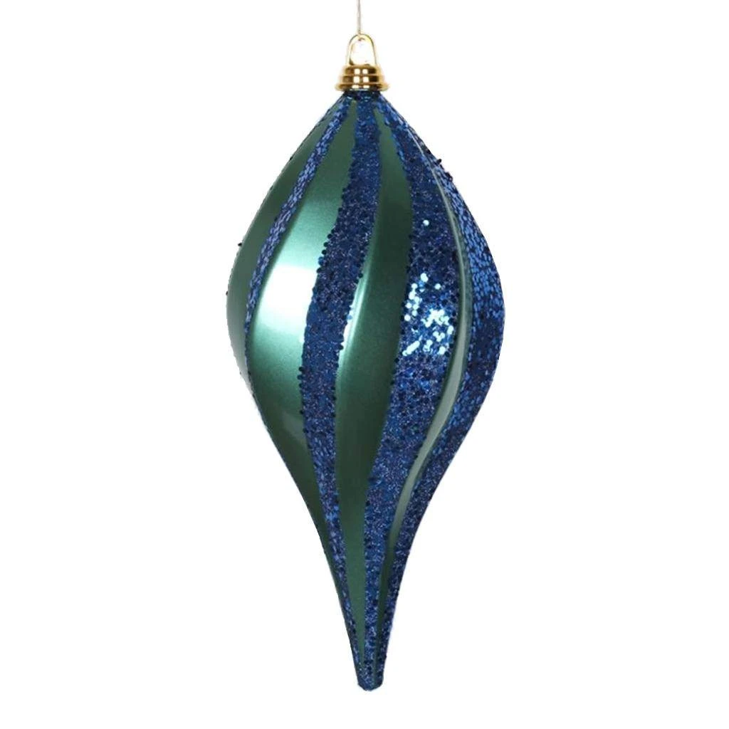 Vickerman Christmas Tree Ornament (33900) 1 Vickerman Christmas Tree Ornament (33900)